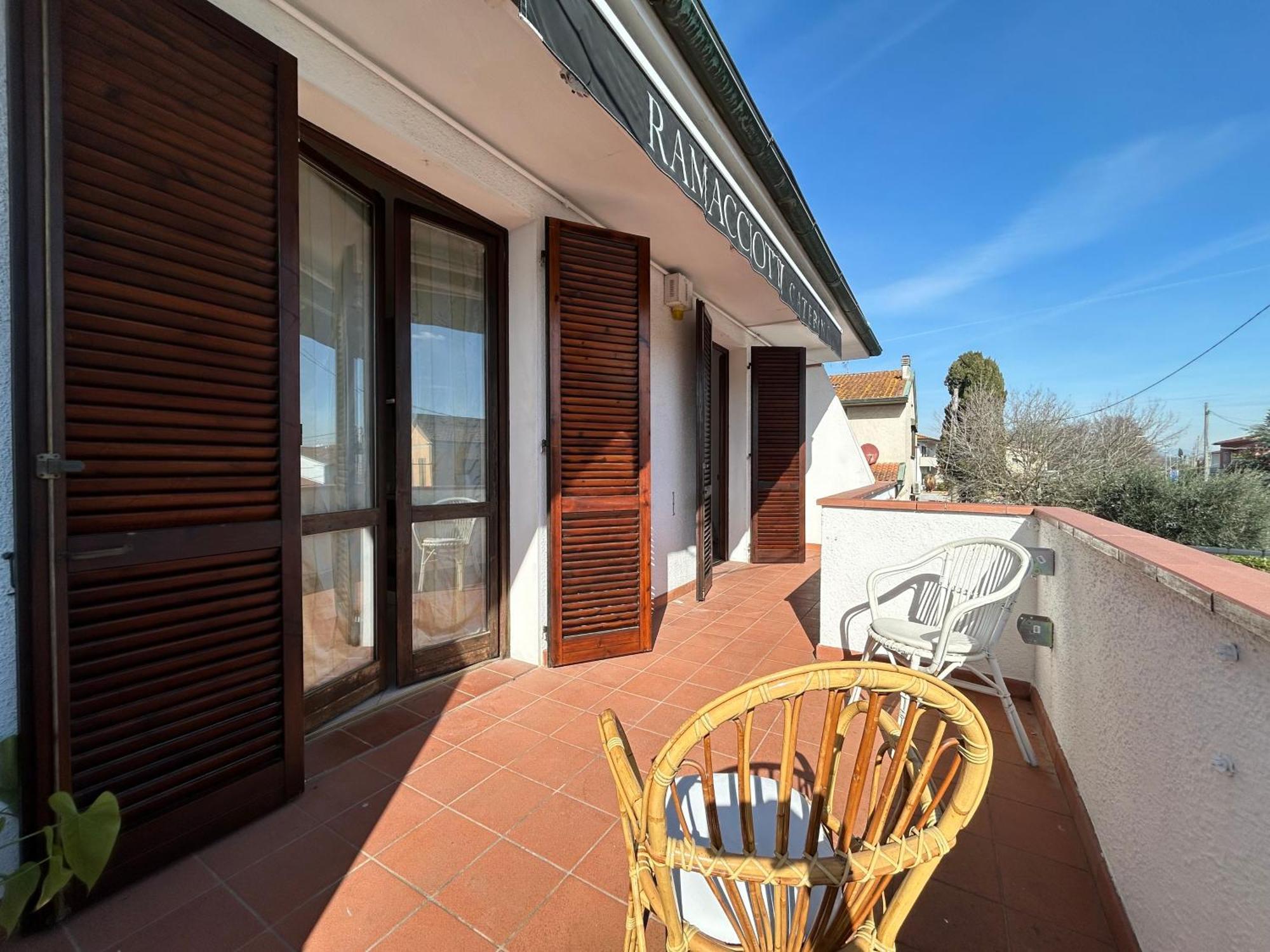 Appartamento La Casa Di Simo Montecalvoli Экстерьер фото